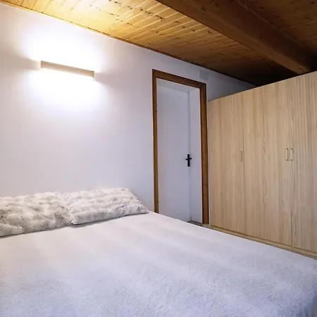 Дом отдыха Maison Avec Piscine Exterieur Sauna Billard & Baby Foot A 15min Des Plages La Jonchere